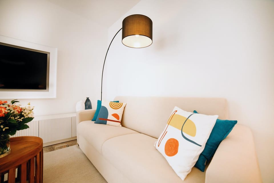 TV and multimedia, Living room, Seating area