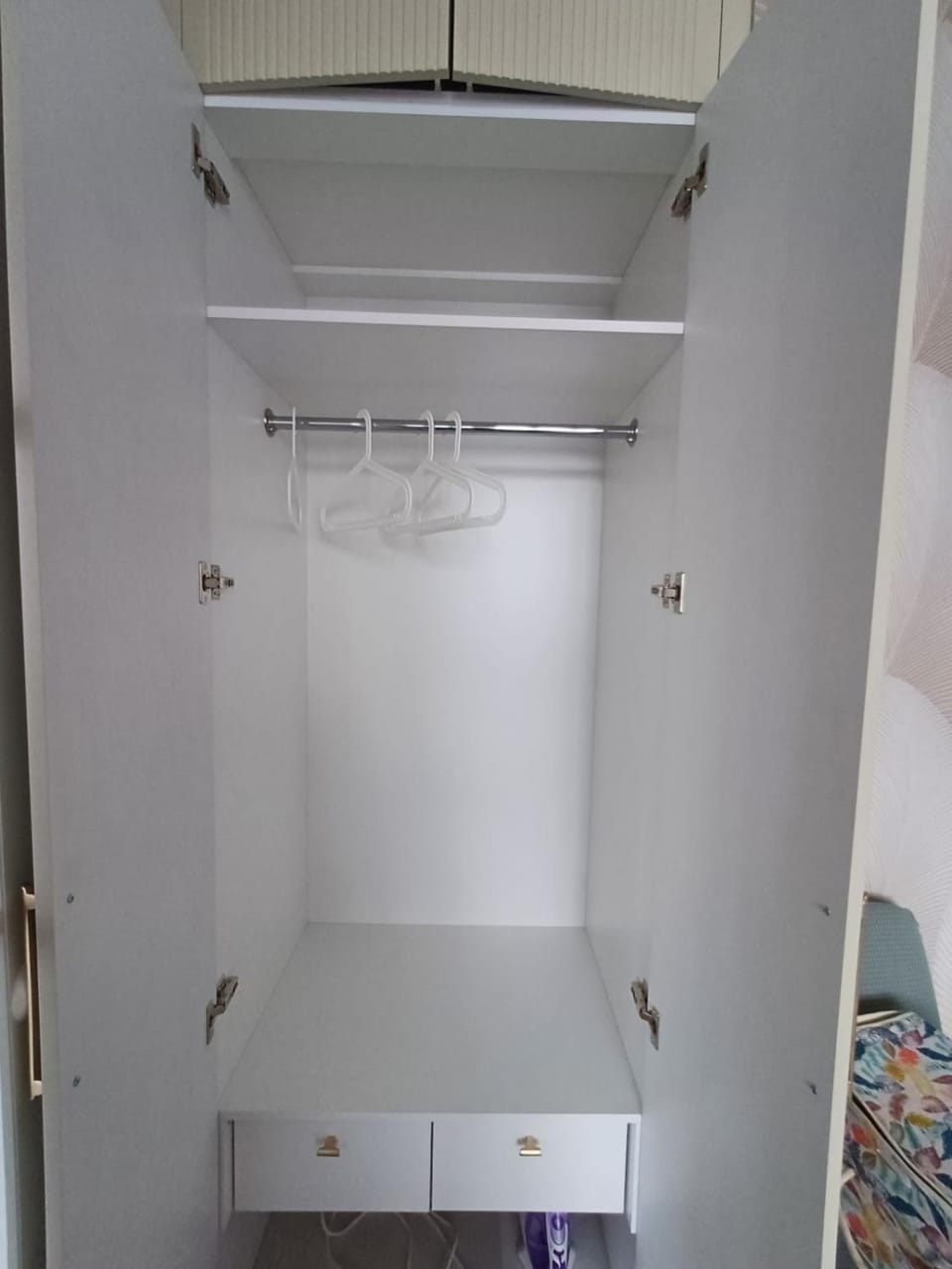 wardrobe