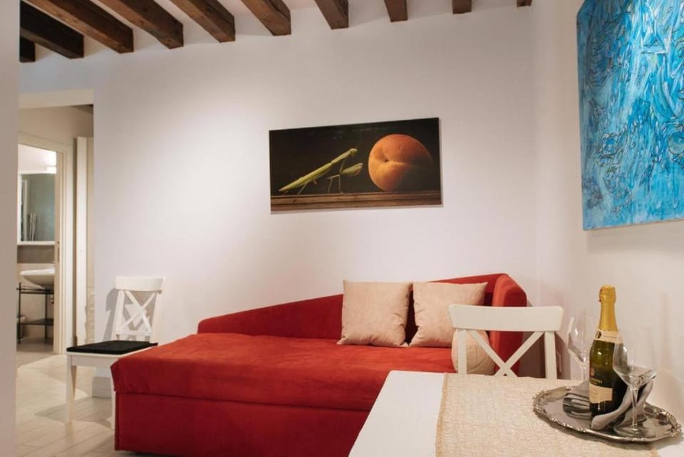 Bed, Living room, Seating area