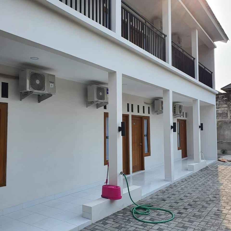 MJhuis Female Homestay Vacation rental in Special Region of Yogyakarta