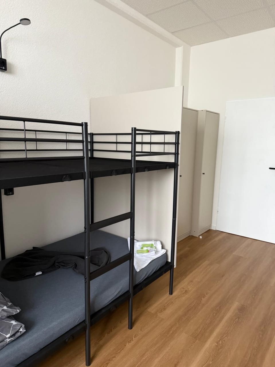 Bed, Photo of the whole room, Bedroom, bunk bed, wardrobe