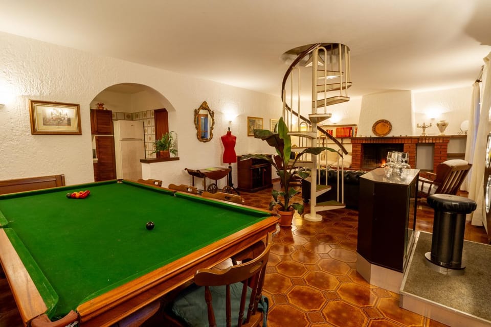 Billiard