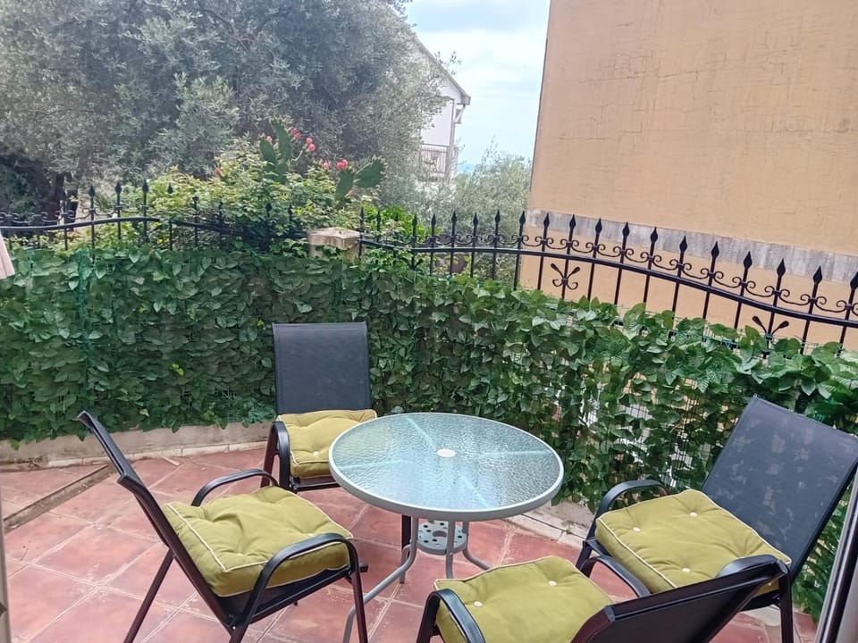 Mota saste lux Apartment in Sveti Stefan