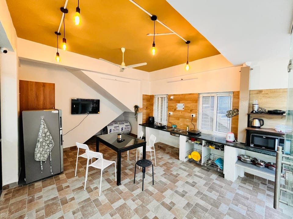 Communal lounge/ TV room, Communal kitchen