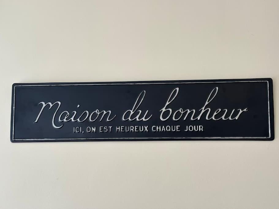 Logo/Certificate/Sign