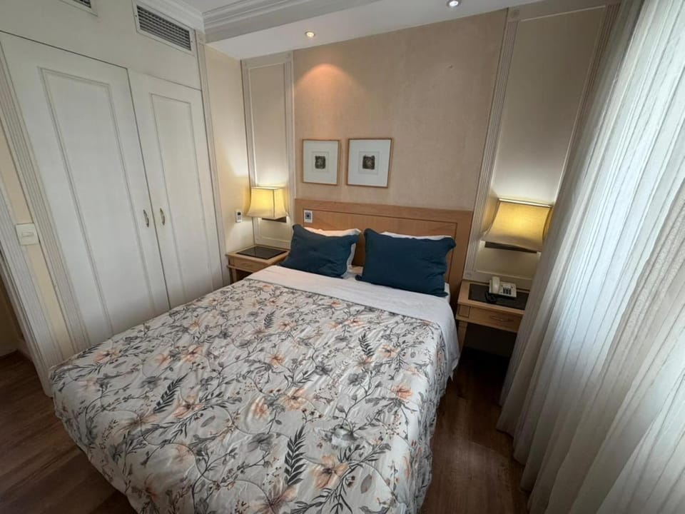 Hotel Univer Pamplona Paulista Jardins cozinha garagem ótima localização 2105 Apartment hotel in Sao Paulo City