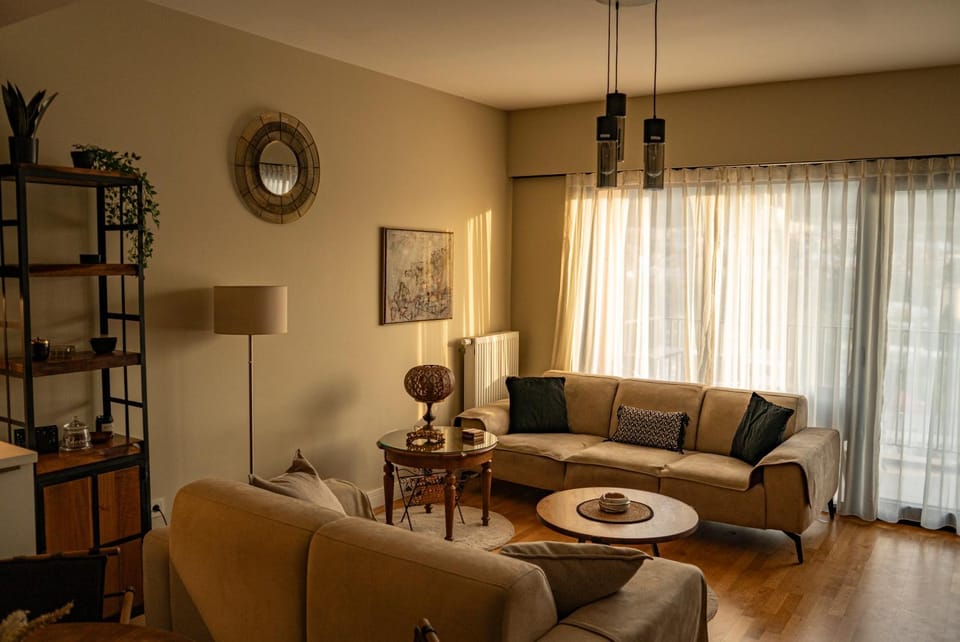 Communal lounge/ TV room, TV and multimedia, Living room, Seating area