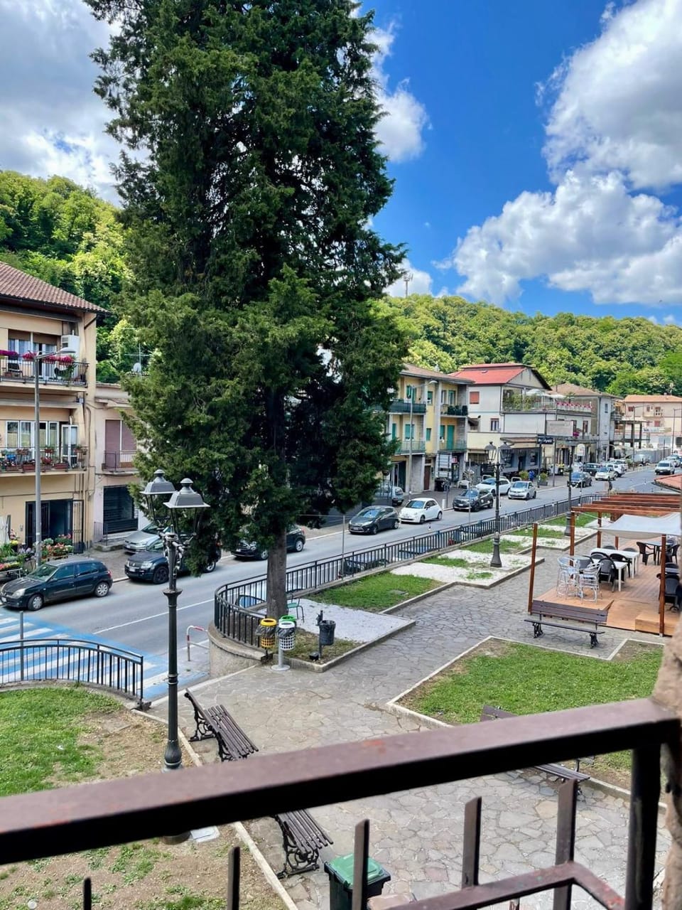 Property building, Neighbourhood, Street view, Location