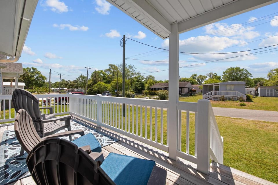 Cozy Beach Cottage House in North Myrtle Beach