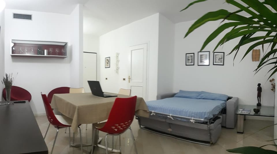 Bed, Living room, Seating area