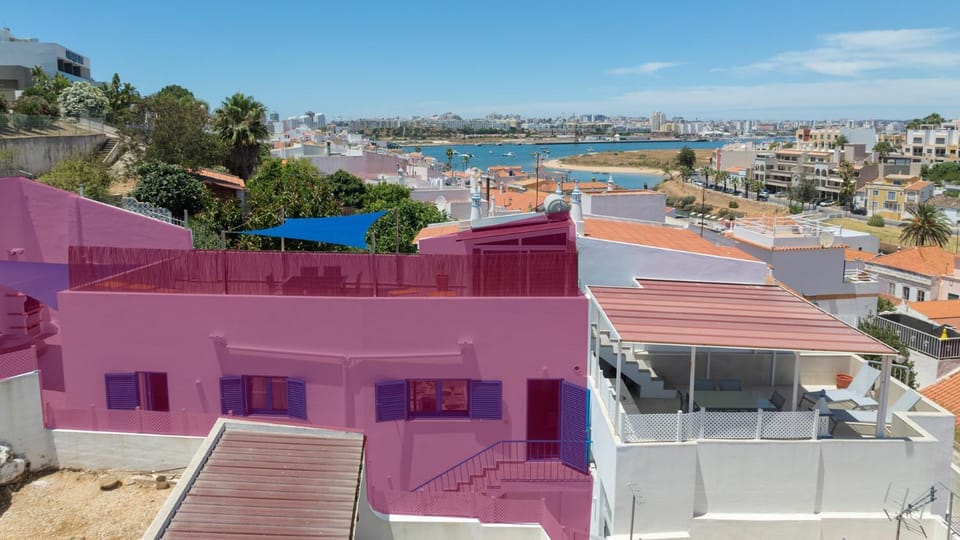 Villa Marie e Villa Marieke Ferragudo by Rosado Villa in Ferragudo
