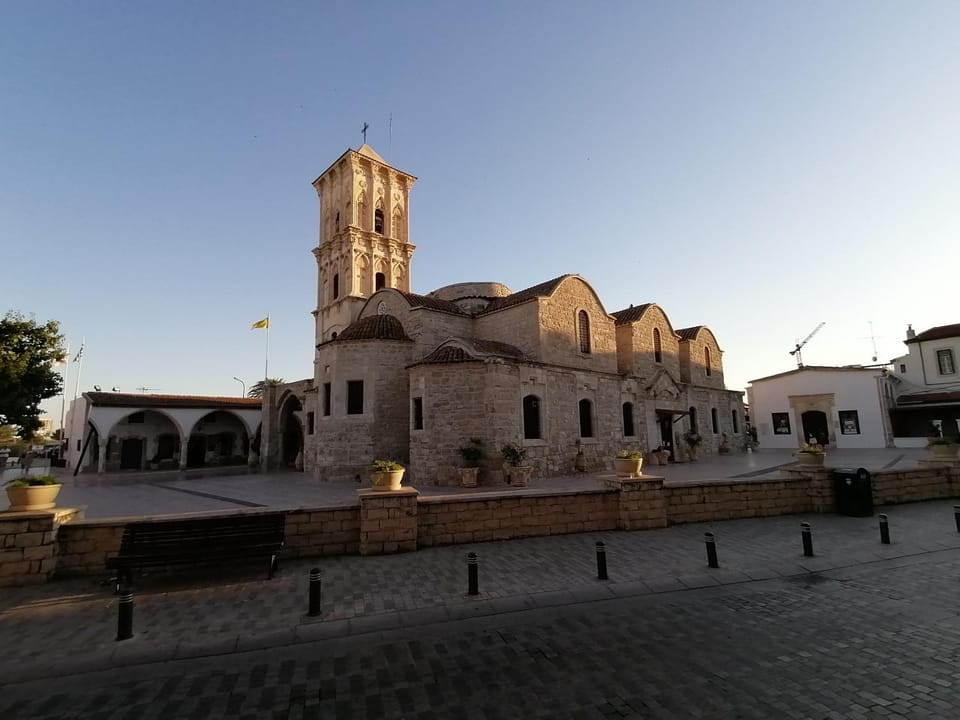 Landmark view, Location
