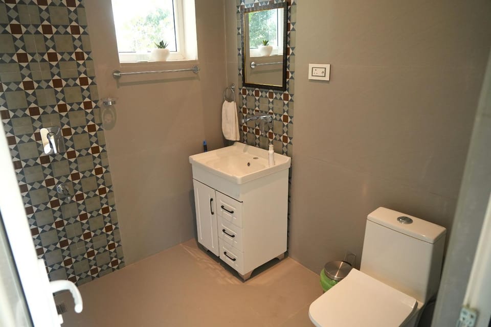 Toilet, Bathroom