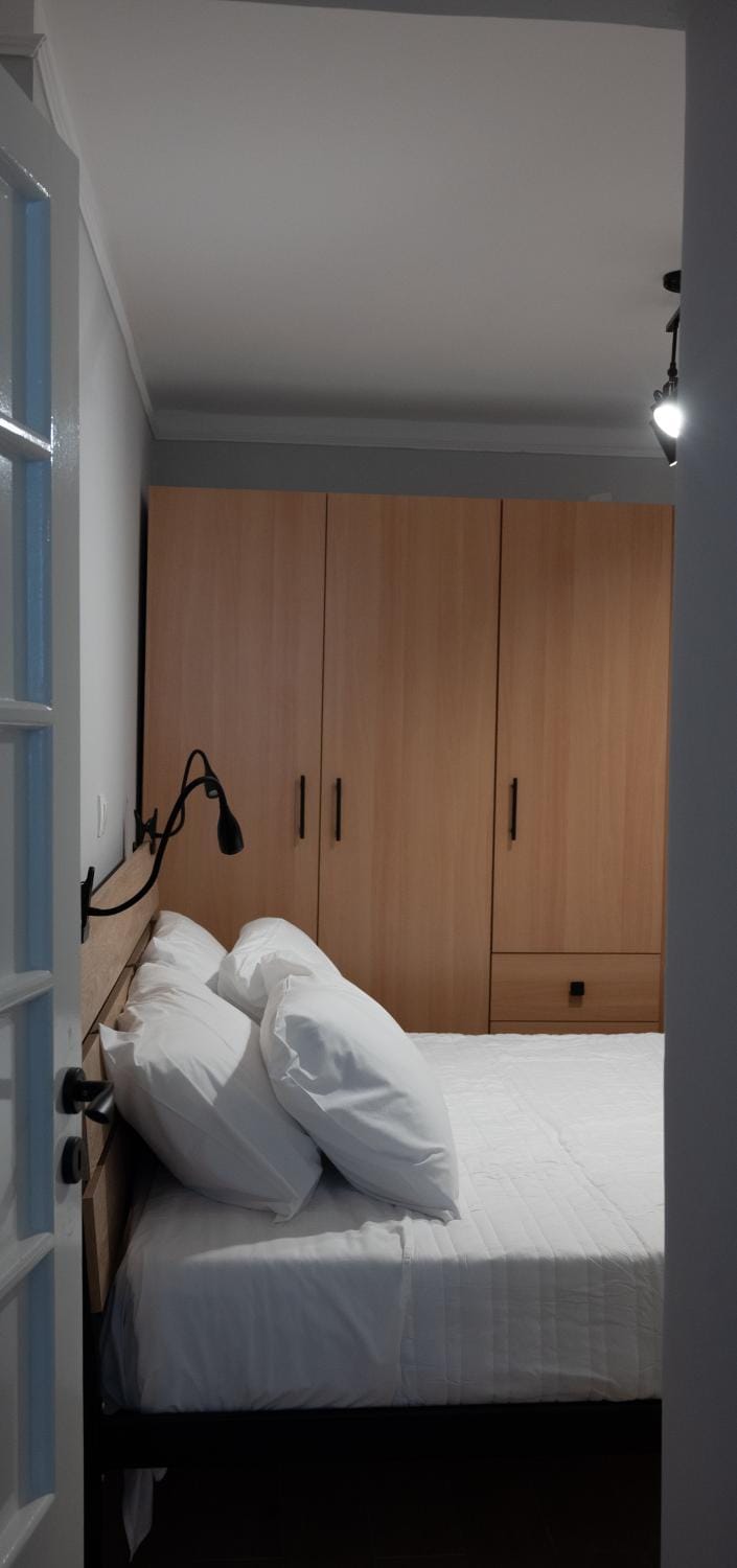 Bed, Bedroom, wardrobe