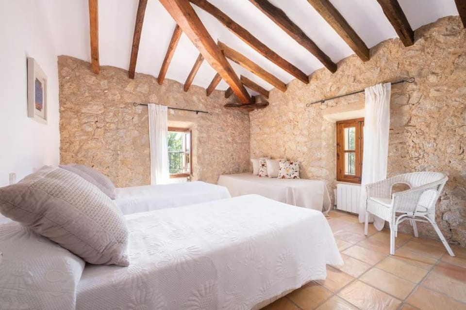Can Sion Finca Villa in Raiguer