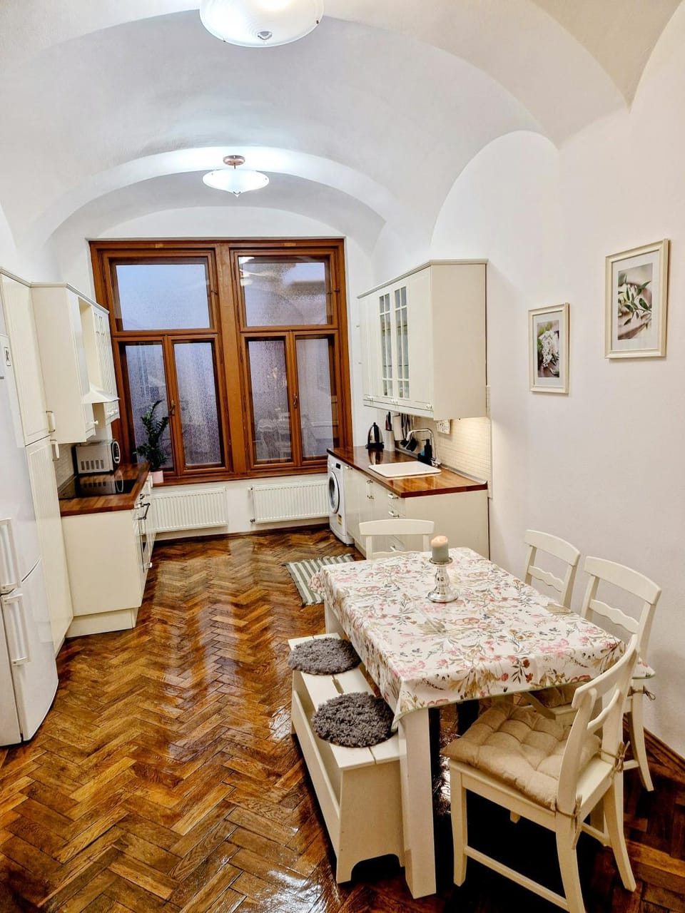 Marina Old Town Apartment with 1 free parking offsite Apartment in Slovakia