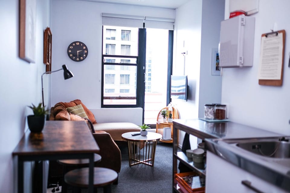 Top Floor - Secure Parking - Great Location - Quiet - City Ciew Apartment in Wellington