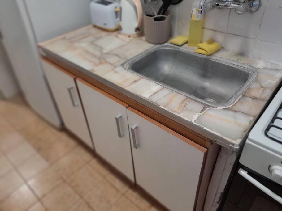 mar del plata zona guemes aldrey centrico muy comodo 2 d mar wifi full calefaccion x panel electrico Apartment in Mar del Plata