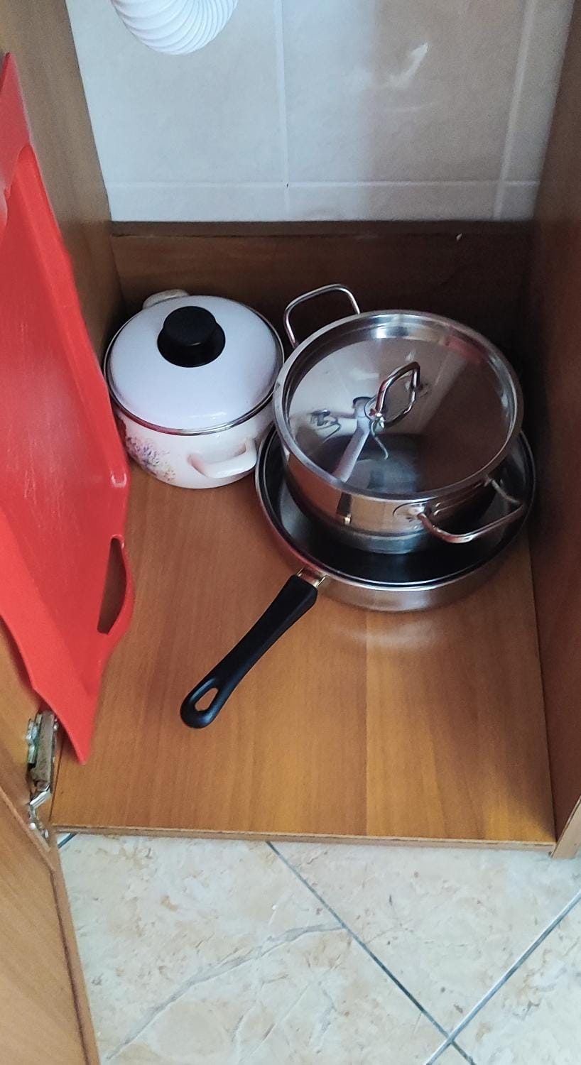 Coffee/tea facilities, Kitchen or kitchenette, Dining area, kitchen