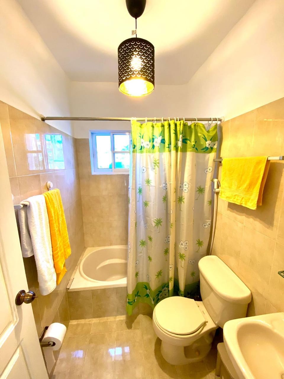 Shower, Bathroom, Bath, towels