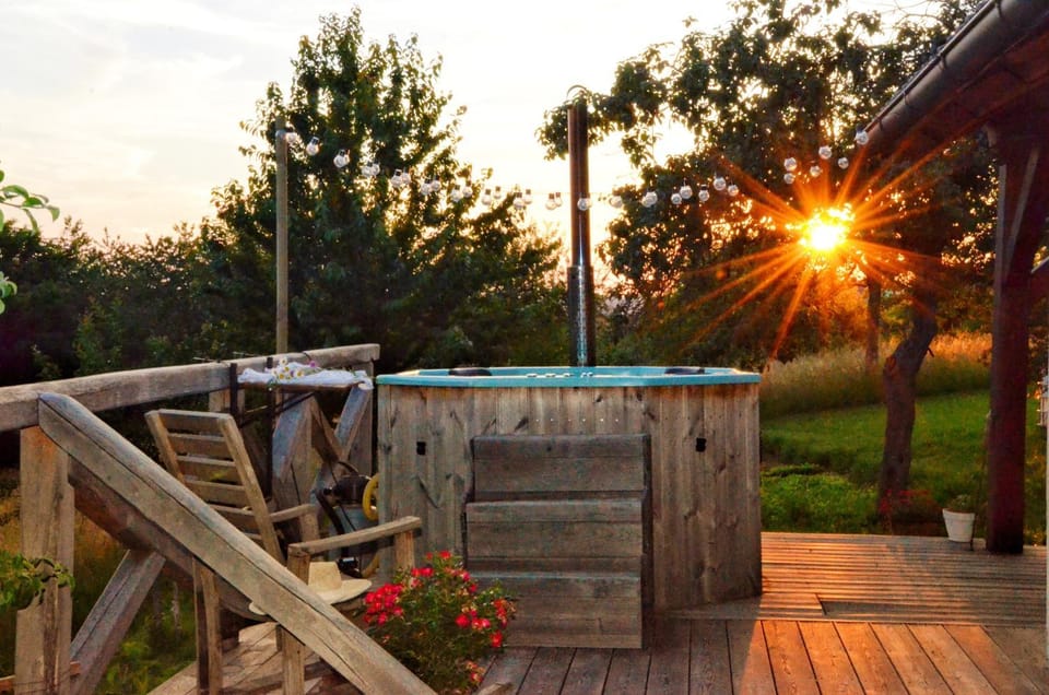 Hot Tub, Balcony/Terrace, Sunset