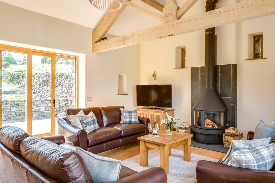 Thornyfield Barn Chalet in England