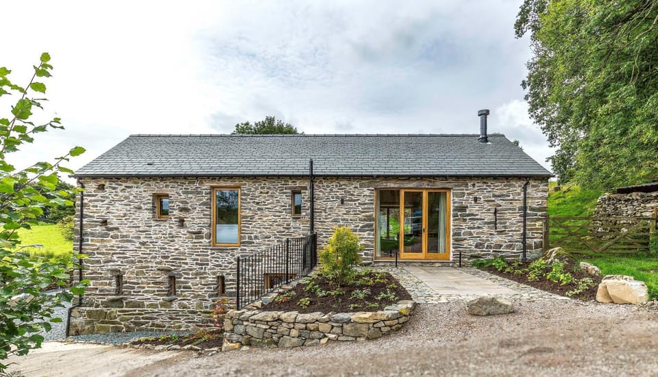 Thornyfield Barn Chalet in England