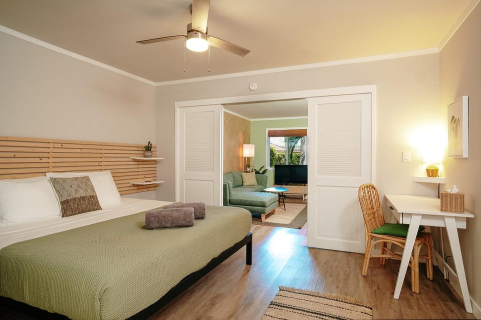 Bed, Bedroom
