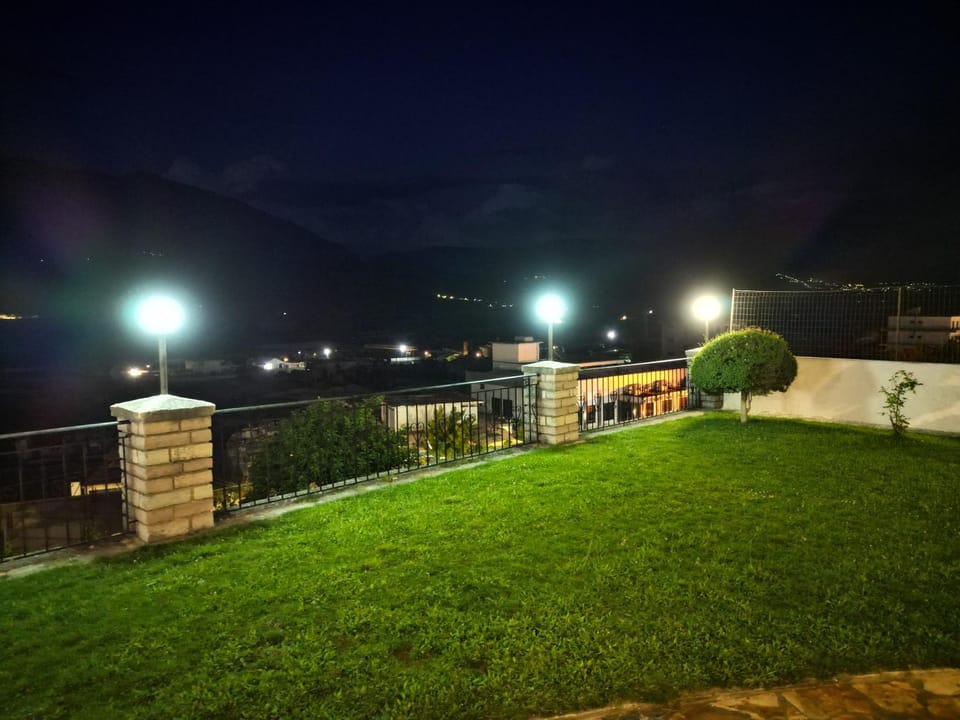 Night, Garden