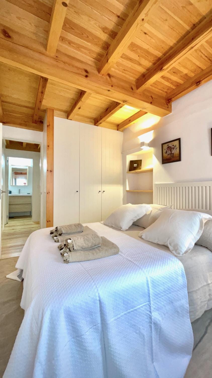 The Cliffs - Casa Catuxa House in Viveiro