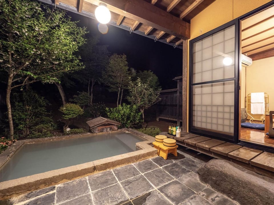 Open Air Bath