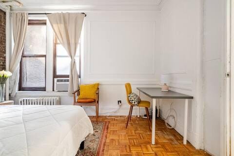 89-2R 1BR Upper East Side Apartment in Upper East Side