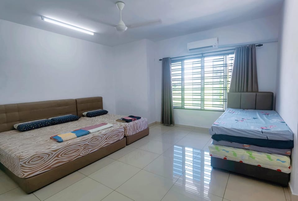 Bed, Bedroom, air conditioner