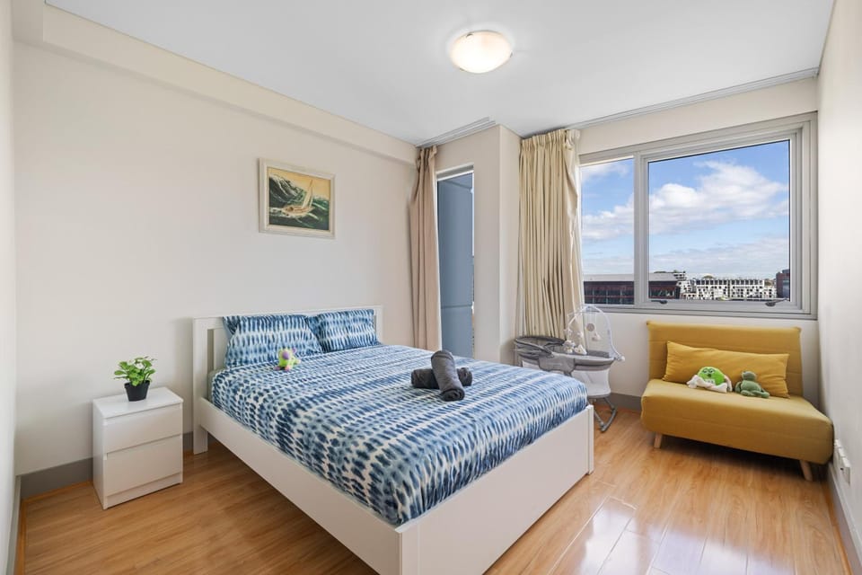 CBD 3BR Apt Walk to Town Hall, QVB & ICC & Darling Harbour Apartment in Sydney