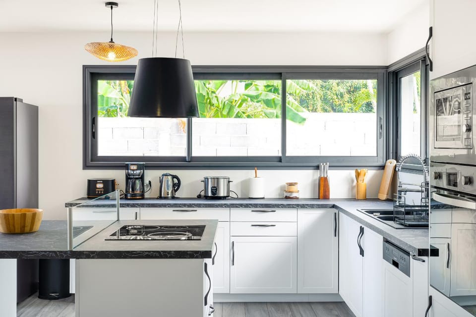 Kitchen or kitchenette, stove