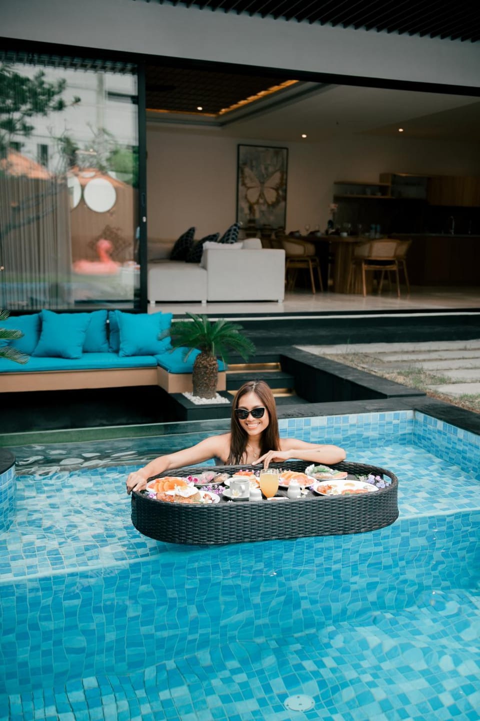 Property building, People, Pool view, Area and facilities, Swimming pool