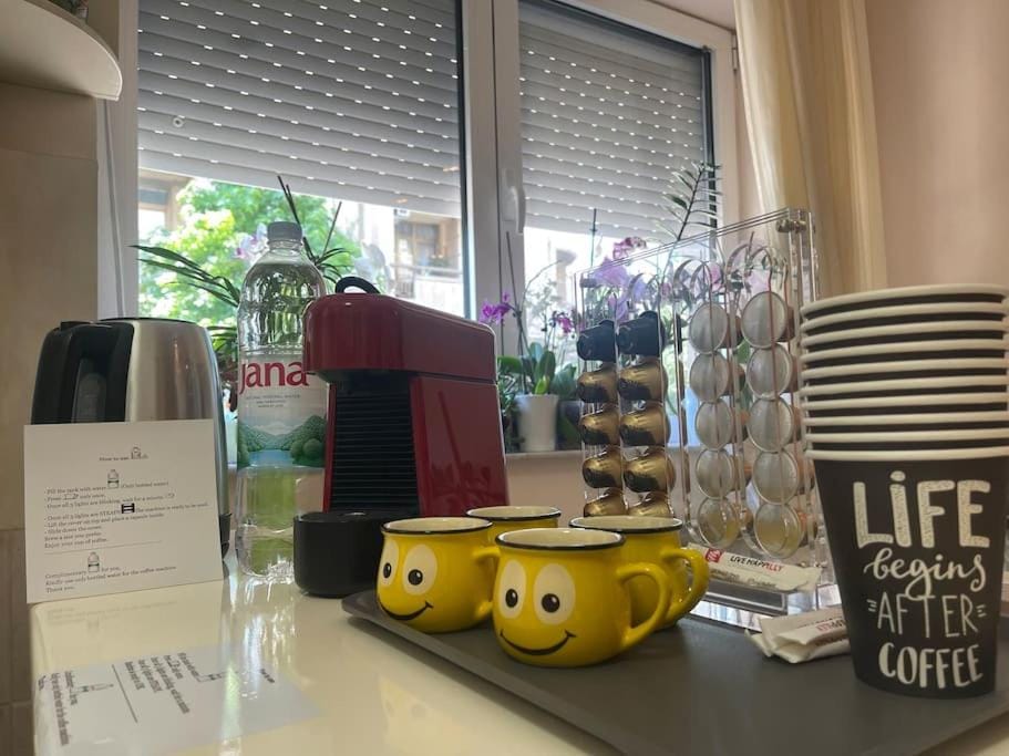 Coffee/tea facilities
