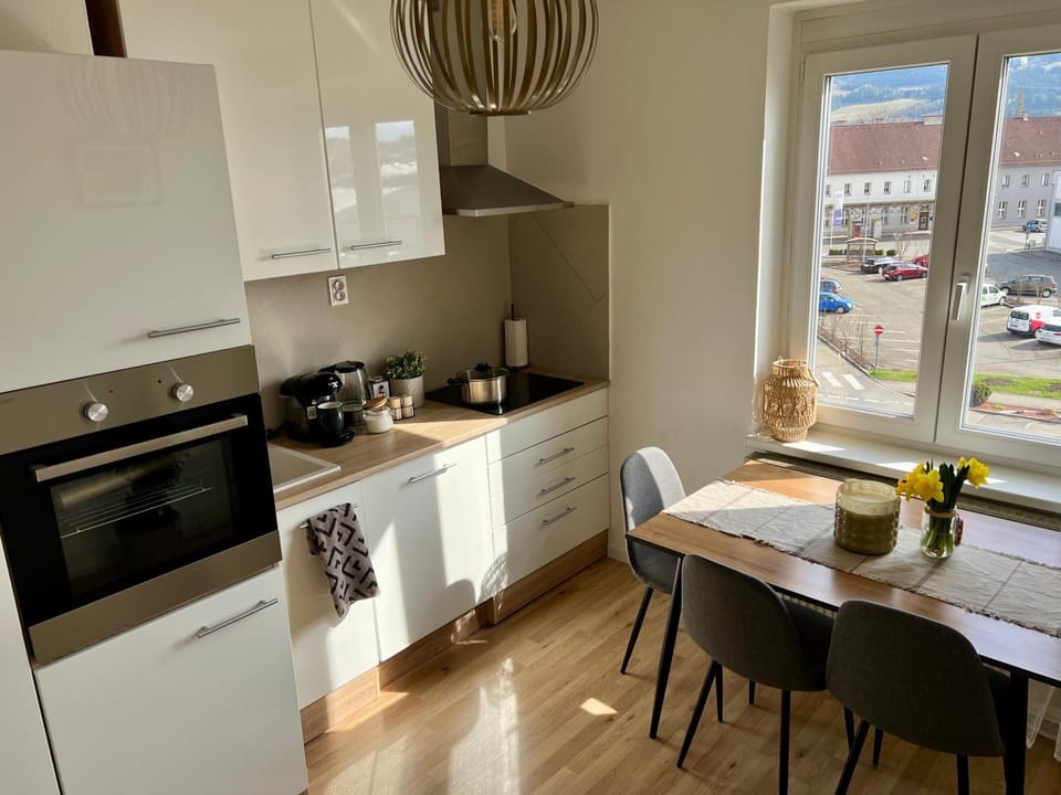 Kitchen or kitchenette, kitchen, kitchen