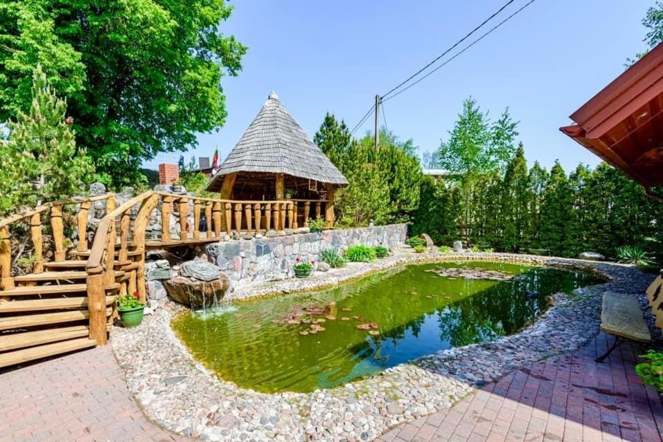 Tytuvos upelio Krantinė Country House in Lithuania
