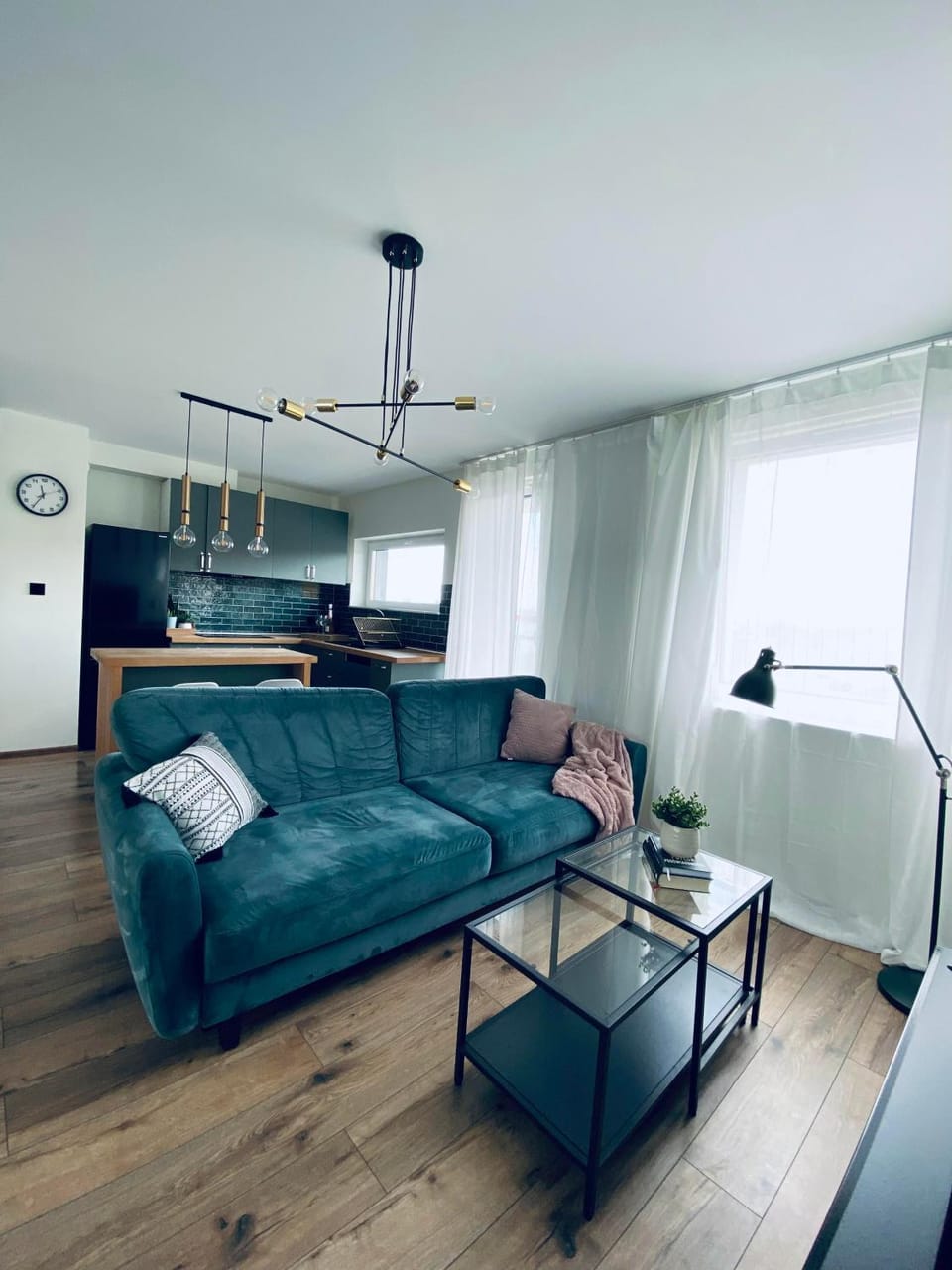 Kitchen or kitchenette, Living room