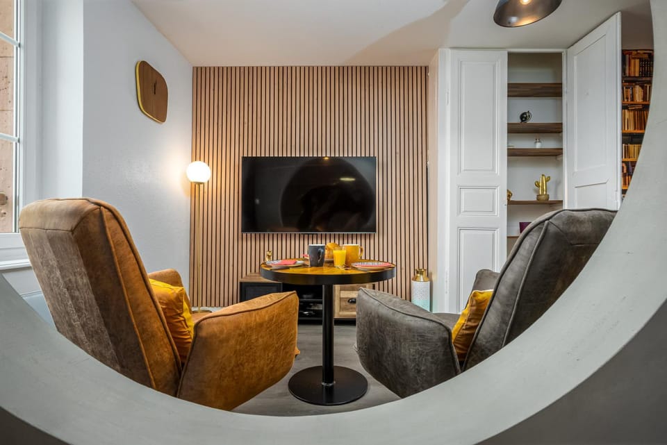 TV and multimedia, Living room