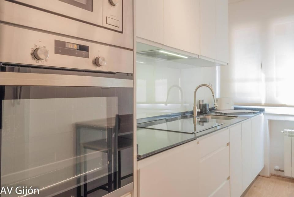 AVG Castilla 29 Apartment in Gijón
