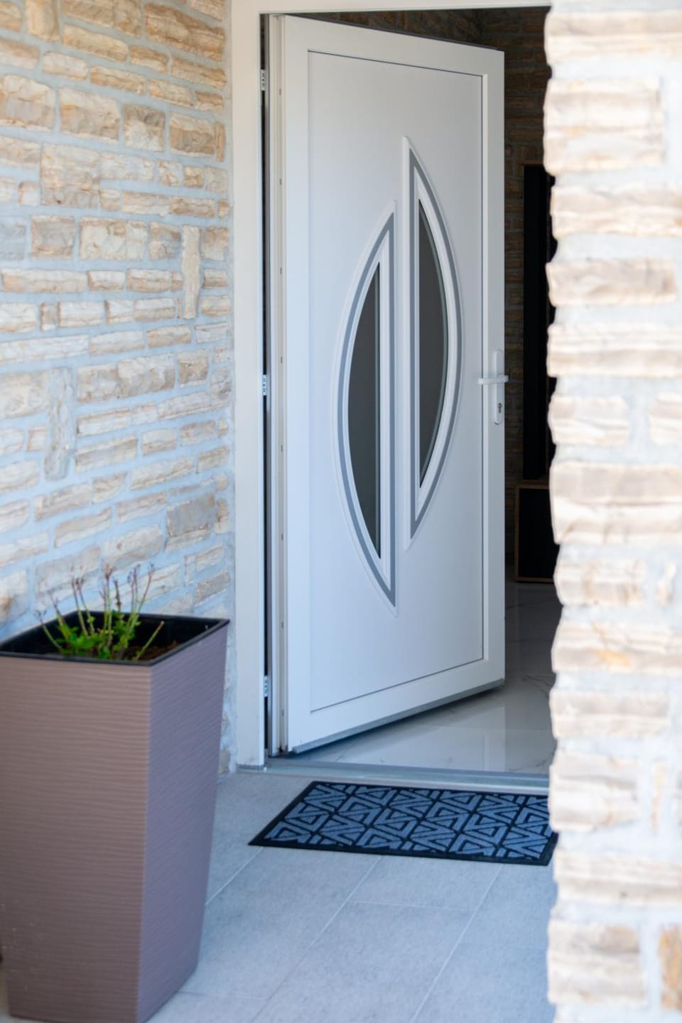 Property building, Facade/entrance, Decorative detail
