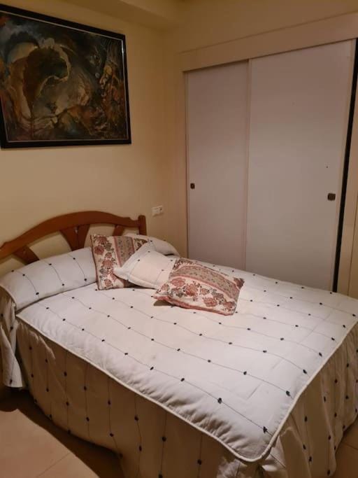 Apartment 5 mins from the beach with pool Apartment in Torrevieja