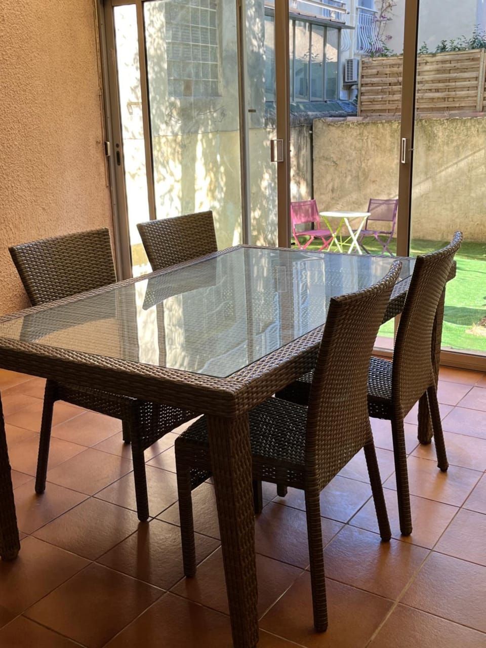 Appartement T3 rez de jardin Apartment in Marseille