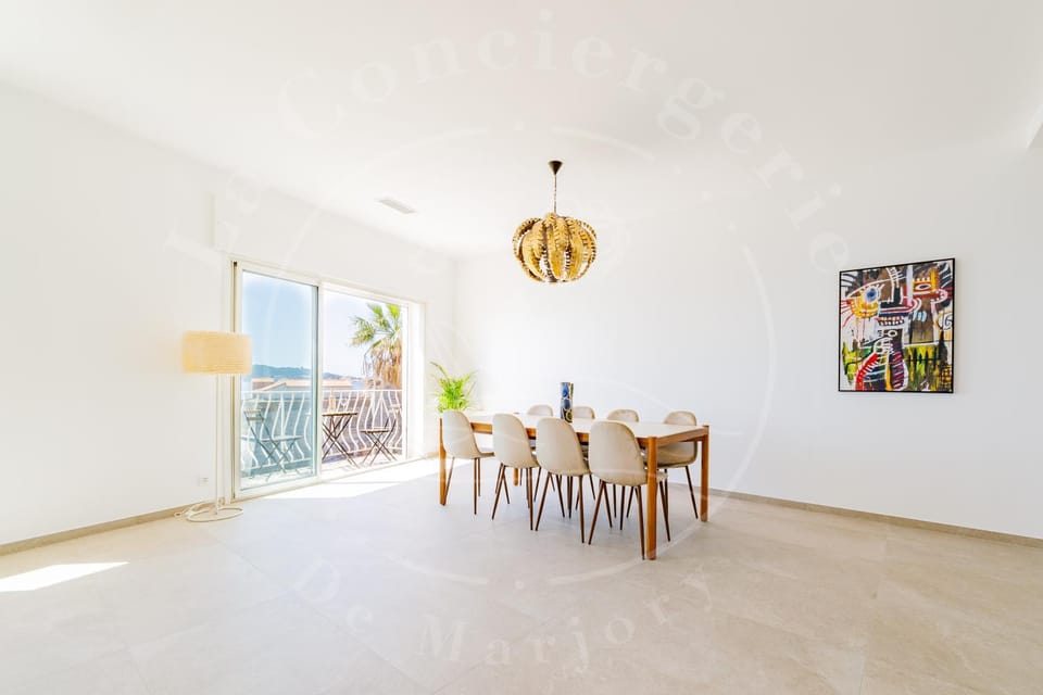 Decorative detail, Dining area