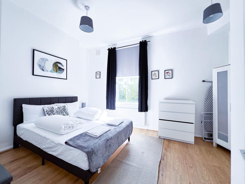 Cosy Camden Apartment - on 1st Floor Apartment in London Borough of Islington