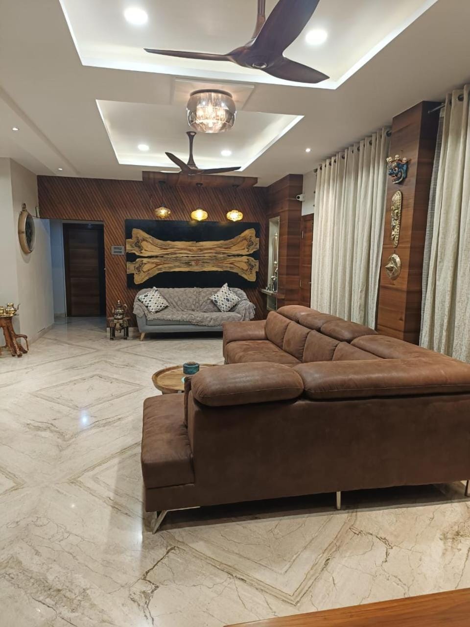 Riverside Palm Deluxe Double Room with AC in a house near Kamakhya and IHR Vacation rental in India