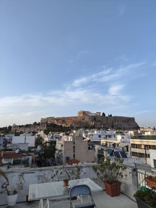 Acropoli 2 Bedroom Flat with Rooftop Acropolis View Apartment in Athens