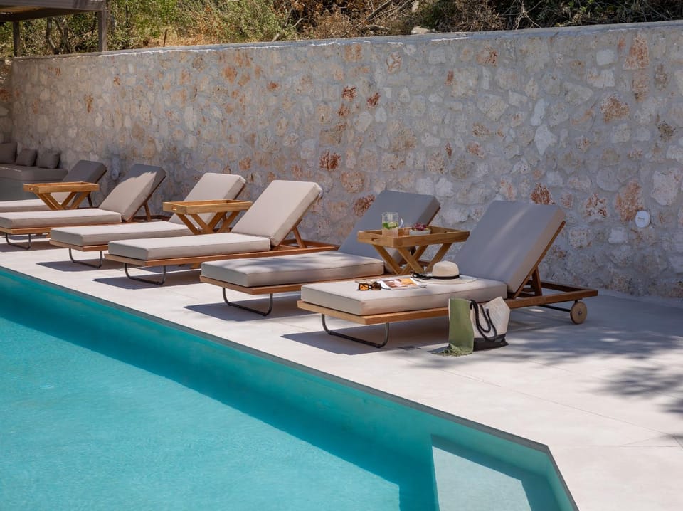 Day, Pool view, Swimming pool, sunbed
